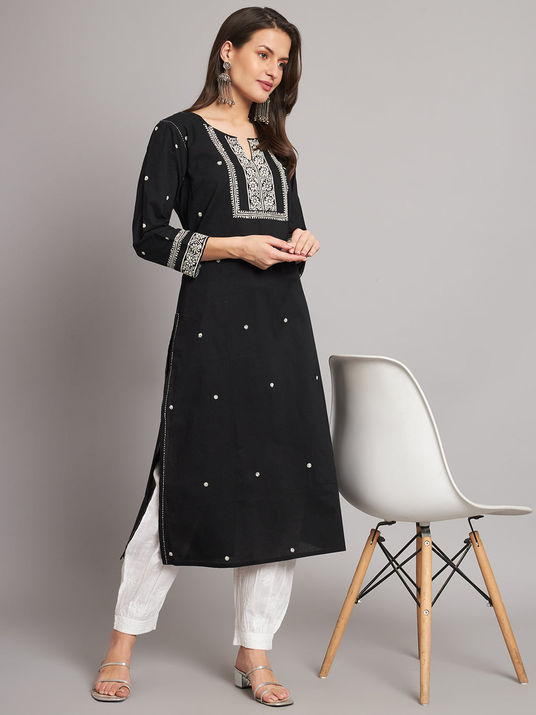 274 Black and White Basic Chikankari Kurta