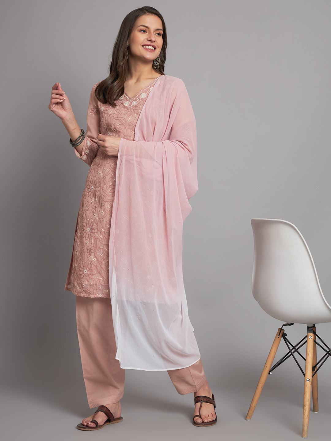 Vintage Rose Chikankari Suit-Set
