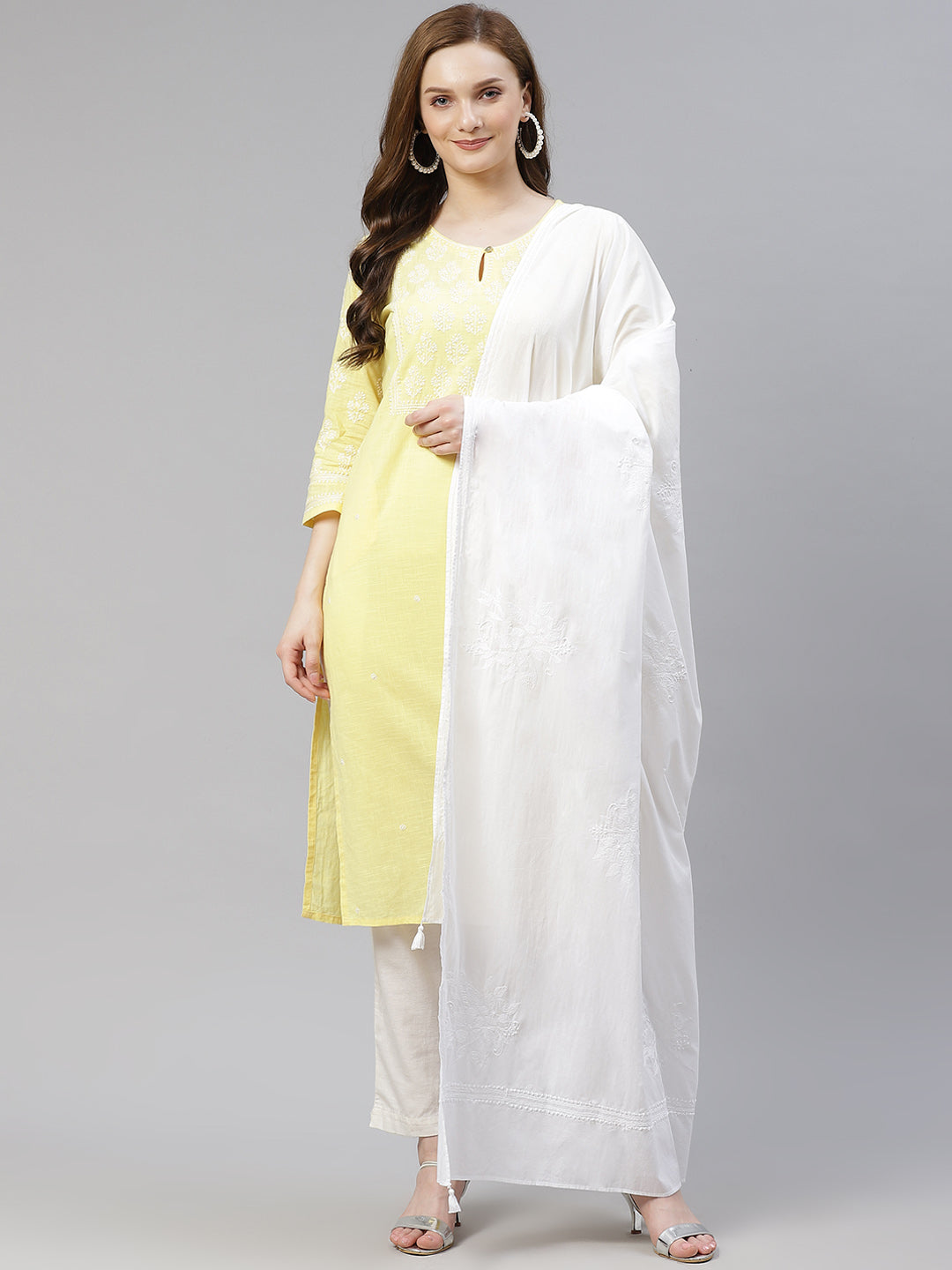 White Mul Tepchi Hand-Embroidered Dupatta