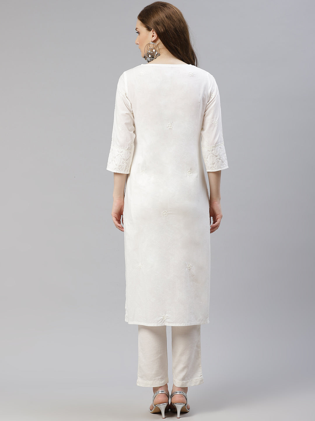 Off White Kurta with 'Daraz' work
