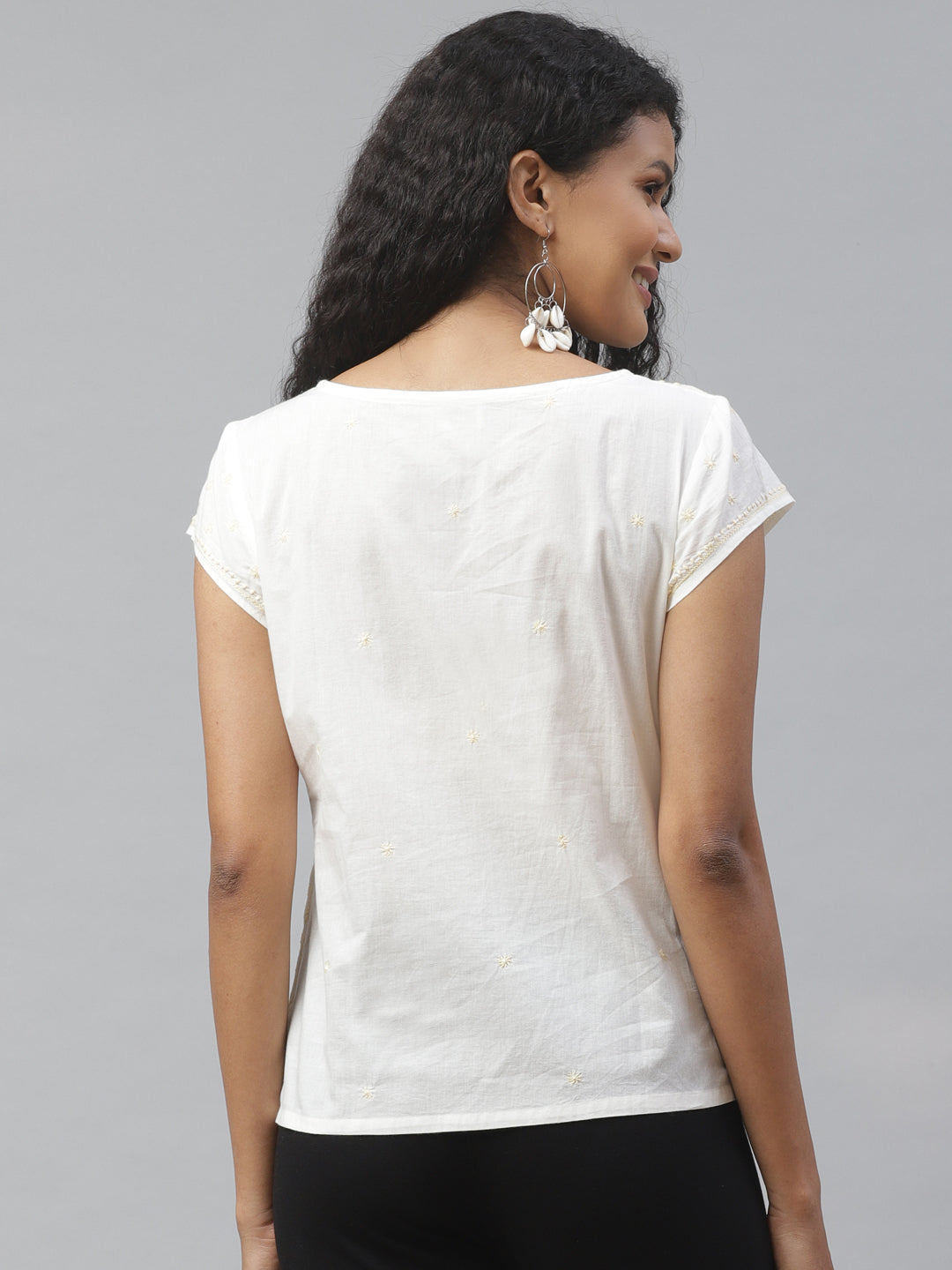 Cream Tepchi Boat-Neck Top