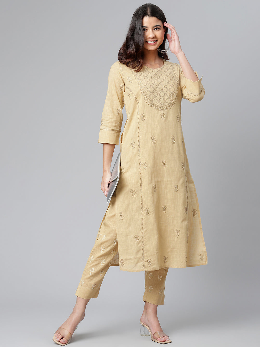 Beige Slub Kurta with Round Yoke