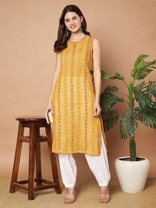 Sleeveless Cotton Chikankari Kurti