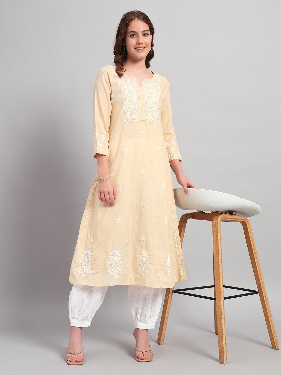 Paisley Embroidered Chikankari A-Line Pure Cotton Kurta