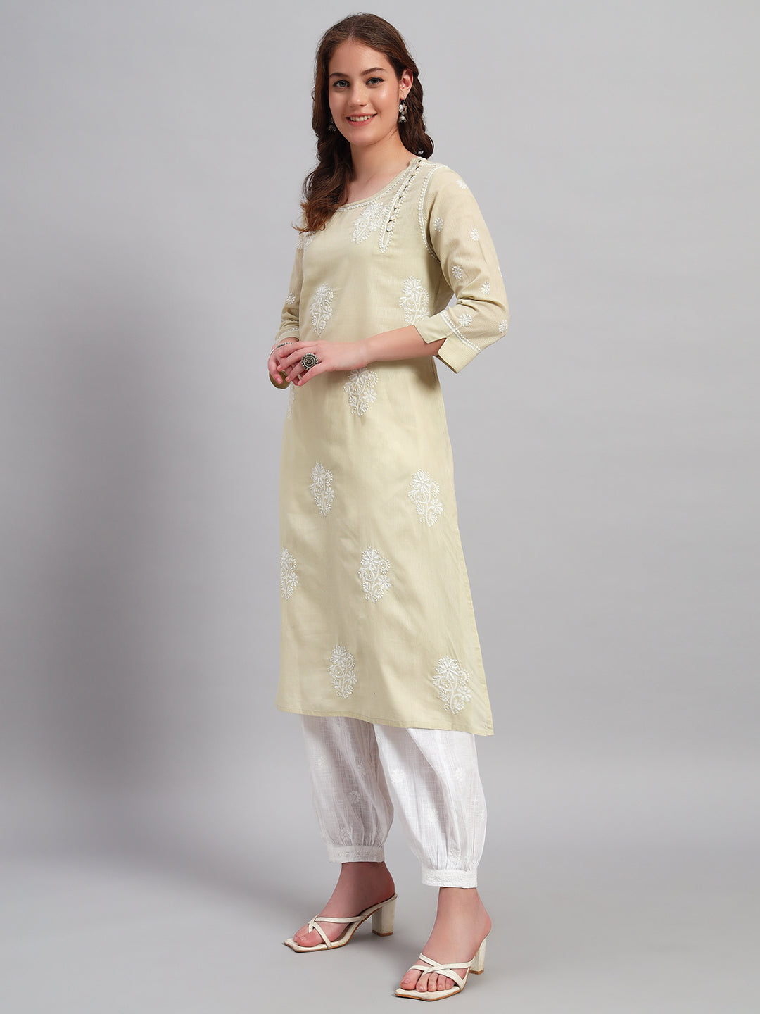 Hand-Embroidered Round Neck Chikankari Kota Kurta