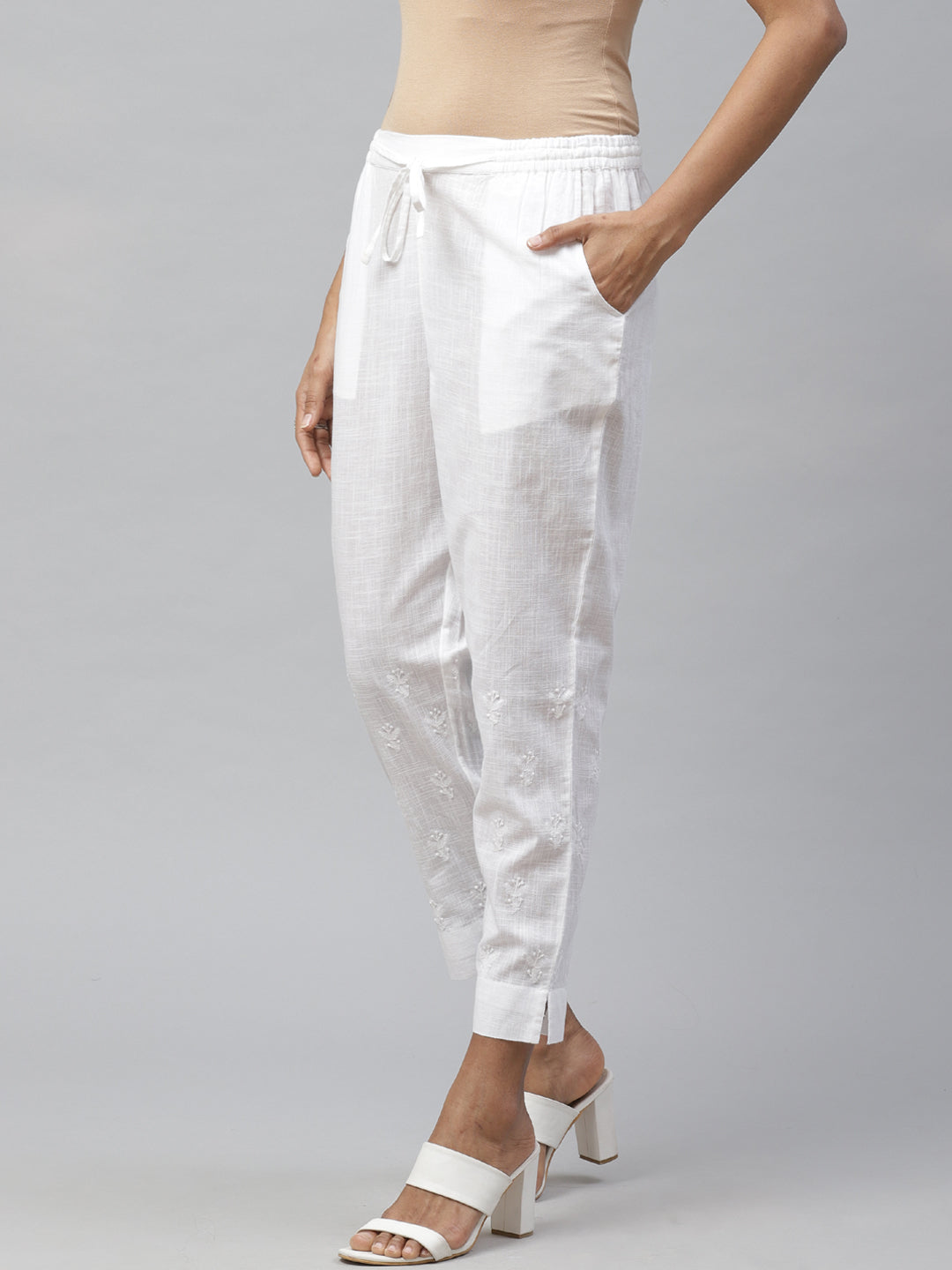 Slim Fit Twill trousers - White - Men | H&M IN