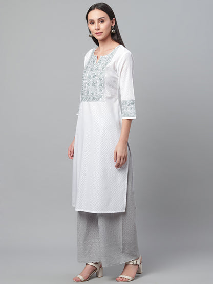 White Chikankari Kurta with Zig-Zag Self Design
