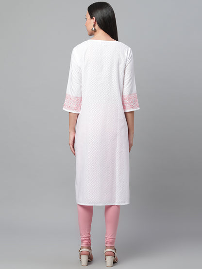 White Chikankari Kurta with Zig-Zag Self Design