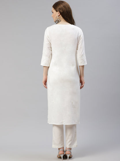 Off White Kurta with 'Daraz' work